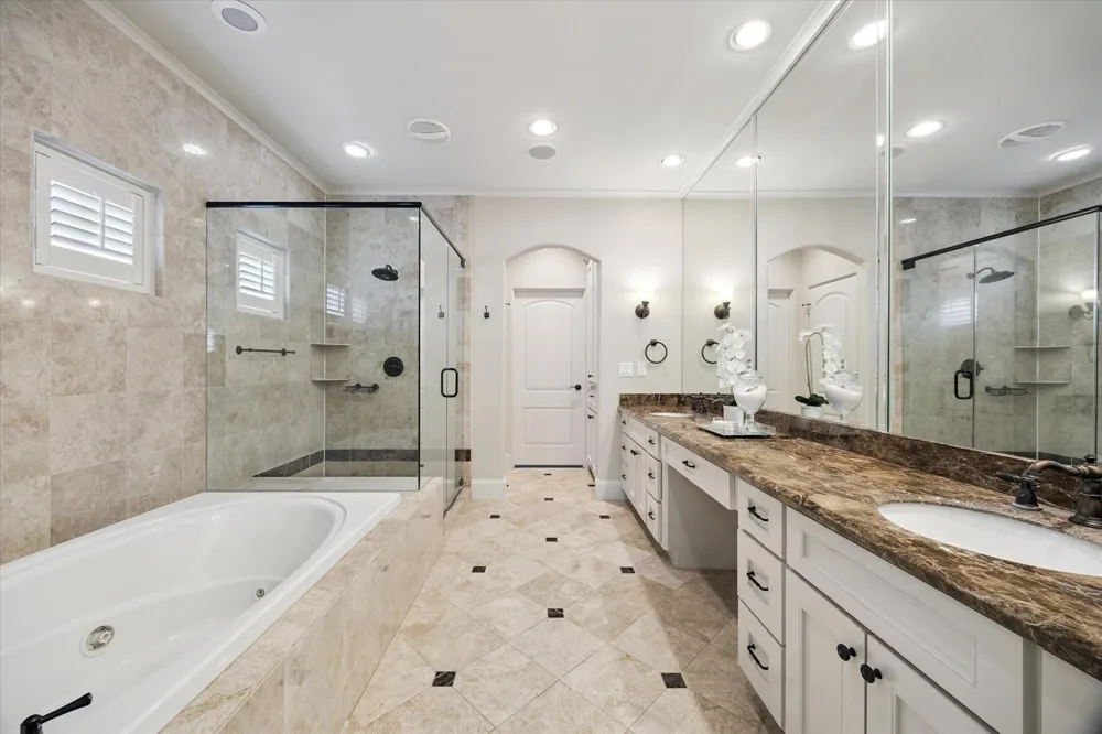 2145 Fairview Avenue Houston, TX 77019