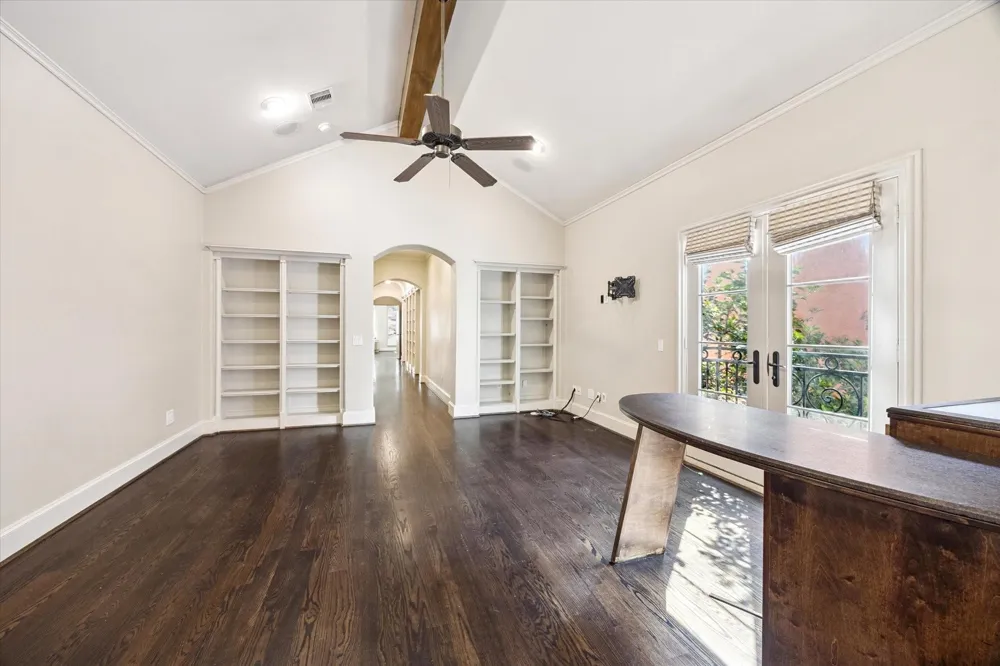 2145 Fairview Avenue Houston, TX 77019