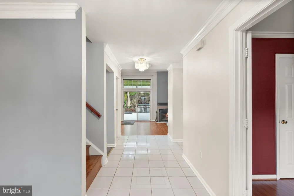 18 SOLITAIRE COURT Gaithersburg, MD 20878