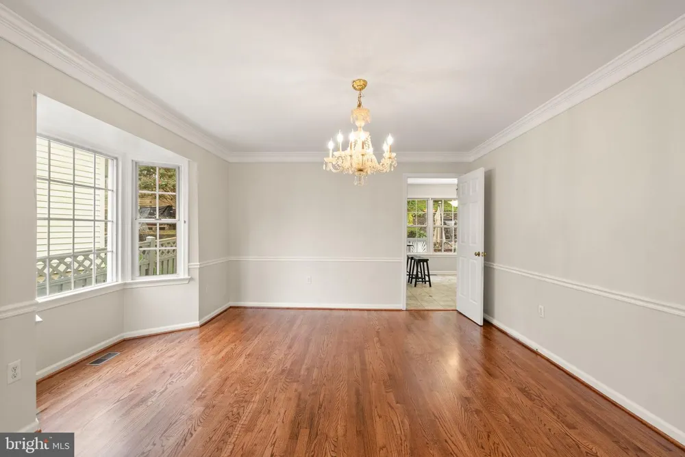 18 SOLITAIRE COURT Gaithersburg, MD 20878