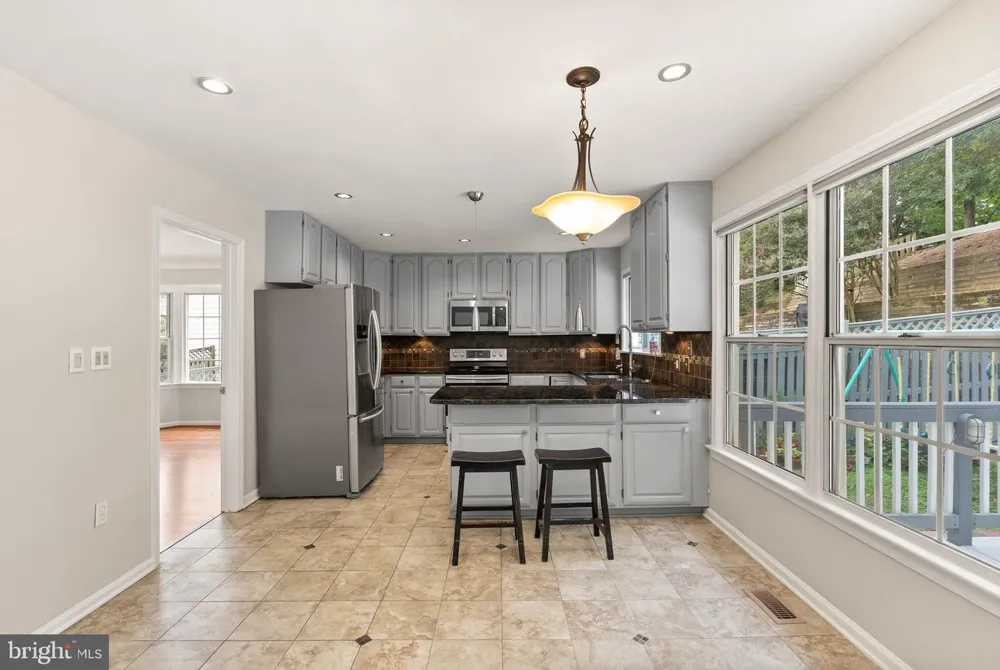 18 SOLITAIRE COURT Gaithersburg, MD 20878