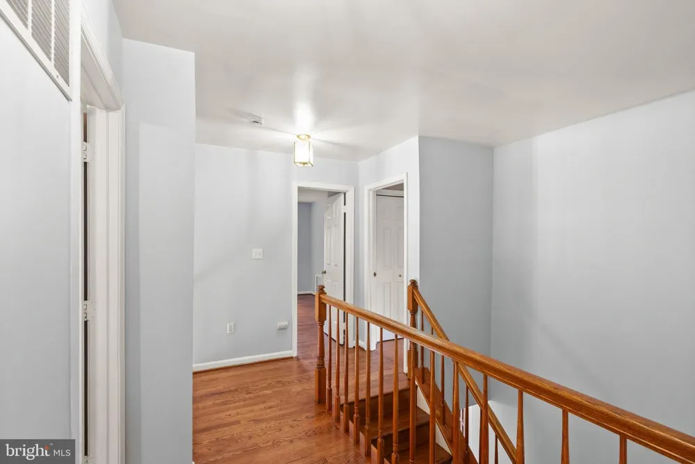 18 SOLITAIRE COURT Gaithersburg, MD 20878