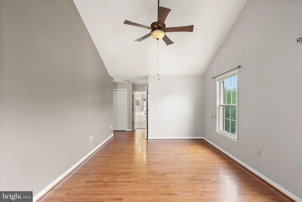 18 SOLITAIRE COURT Gaithersburg, MD 20878