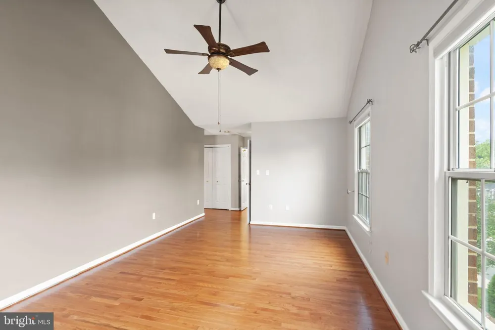 18 SOLITAIRE COURT Gaithersburg, MD 20878