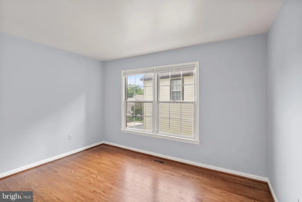 18 SOLITAIRE COURT Gaithersburg, MD 20878