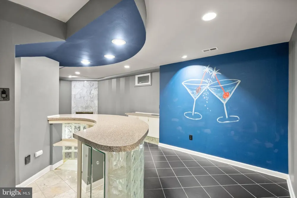18 SOLITAIRE COURT Gaithersburg, MD 20878
