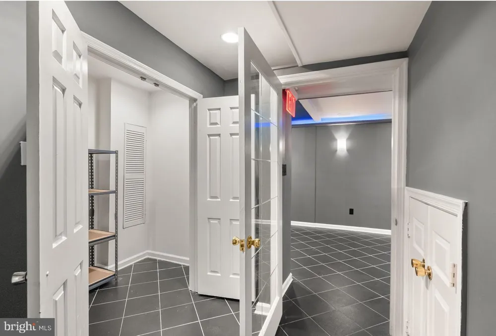 18 SOLITAIRE COURT Gaithersburg, MD 20878