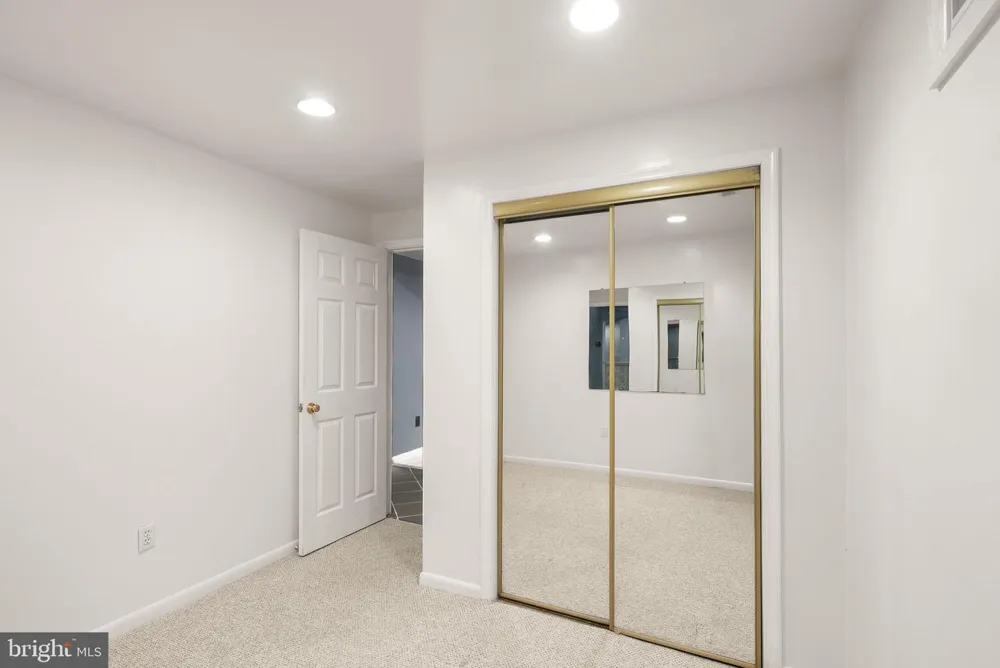 18 SOLITAIRE COURT Gaithersburg, MD 20878
