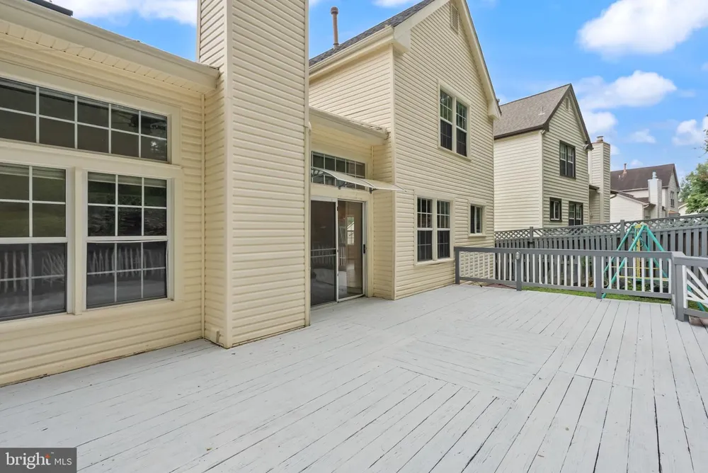 18 SOLITAIRE COURT Gaithersburg, MD 20878
