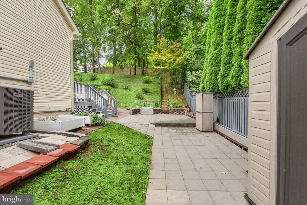 18 SOLITAIRE COURT Gaithersburg, MD 20878