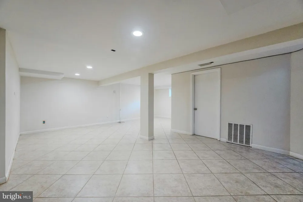 3749 CHAIN BRIDGE ROAD Fairfax, VA 22030