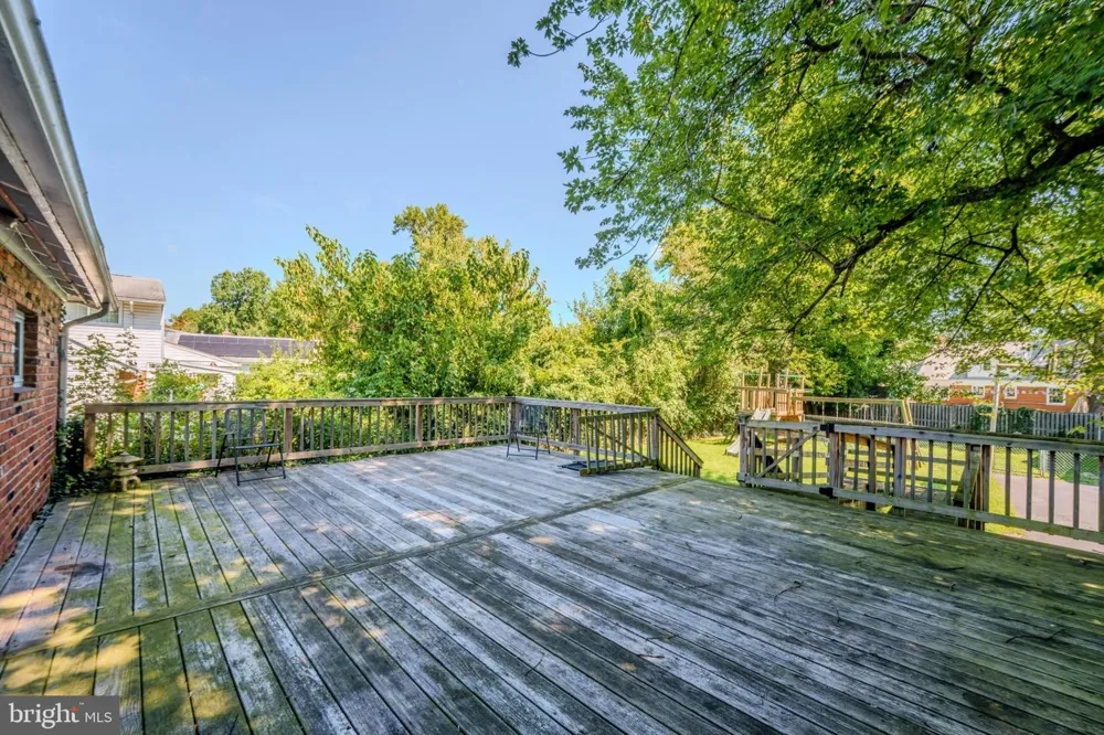 3749 CHAIN BRIDGE ROAD Fairfax, VA 22030