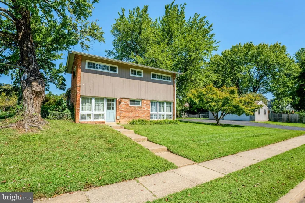 3749 CHAIN BRIDGE ROAD Fairfax, VA 22030
