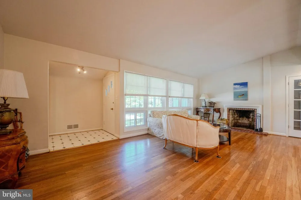 3749 CHAIN BRIDGE ROAD Fairfax, VA 22030