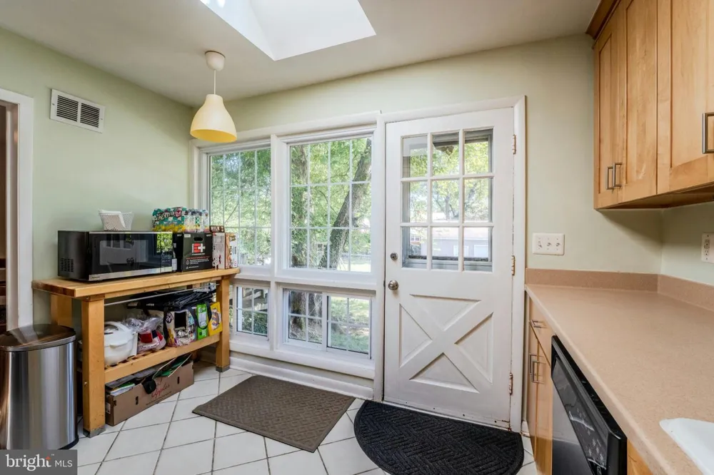 3749 CHAIN BRIDGE ROAD Fairfax, VA 22030