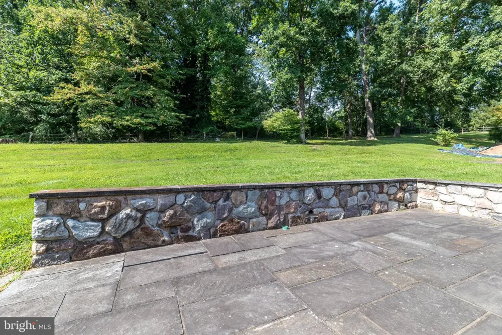 928 TWINING ROAD Dresher, PA 19025