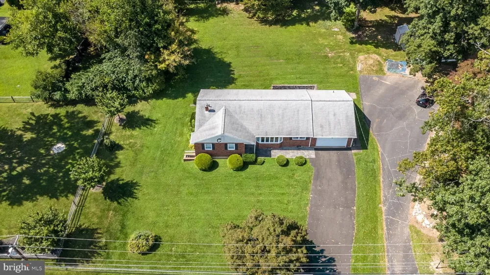 928 TWINING ROAD Dresher, PA 19025