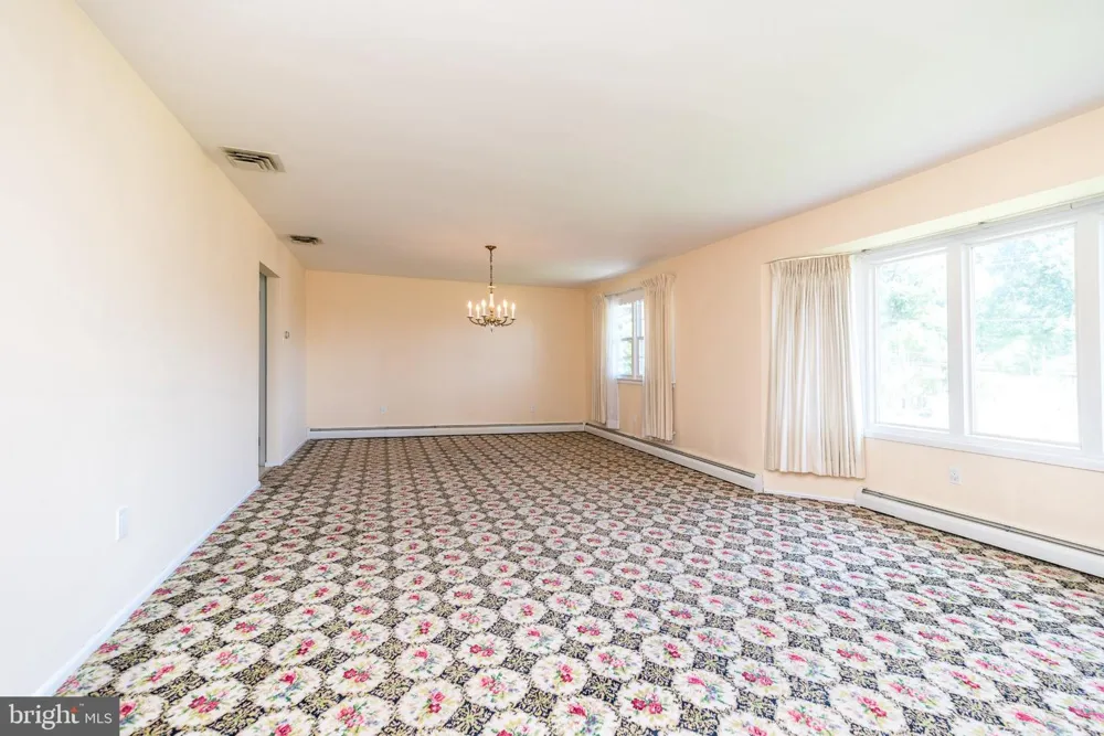 928 TWINING ROAD Dresher, PA 19025