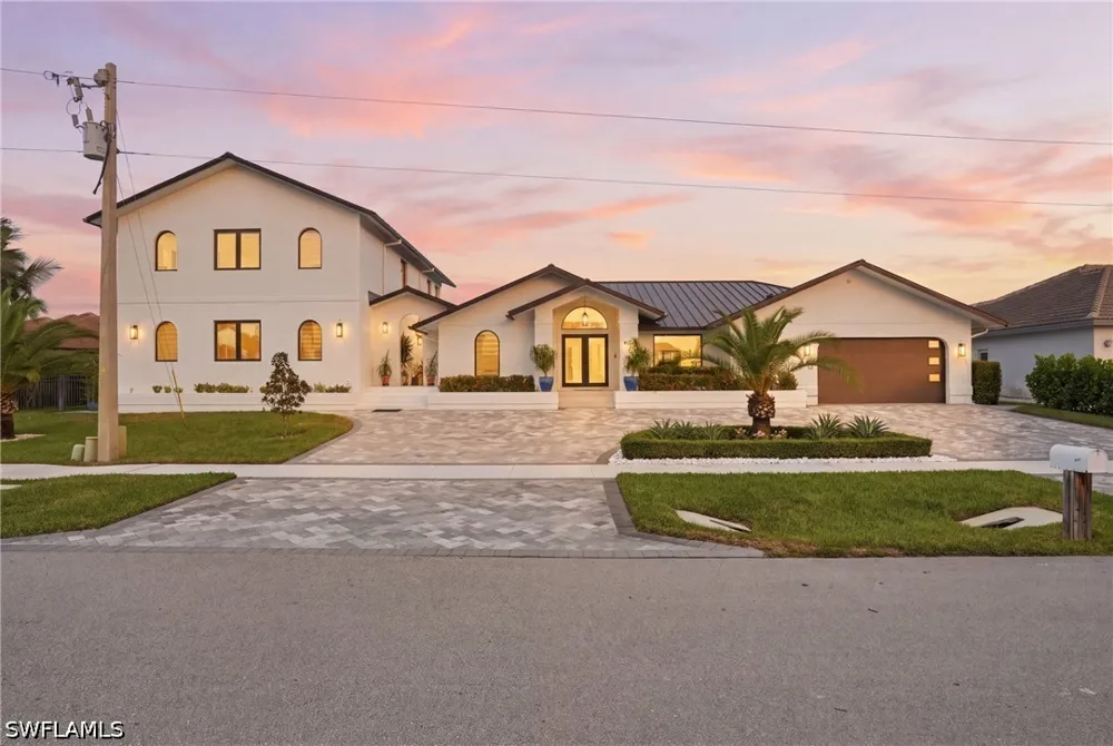 Beaver Court Marco Island, FL 34145