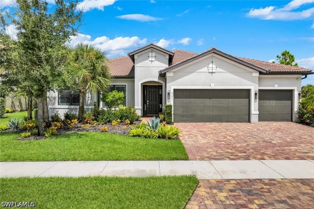 Snowy Owl Way Naples, FL 34120