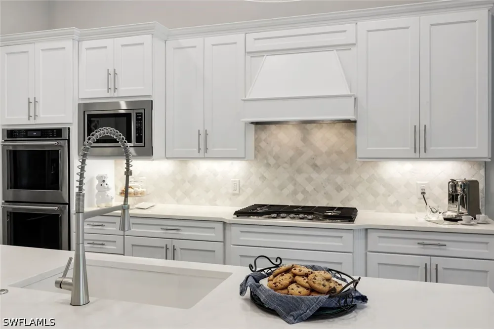 Curlew Drive Naples, FL 34120