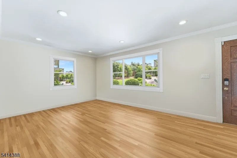 95 Cedar Ave Hackensack City, NJ 07601
