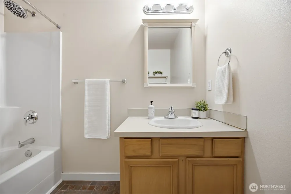 13 Rocky Ridge Drive Bellingham, WA 98229