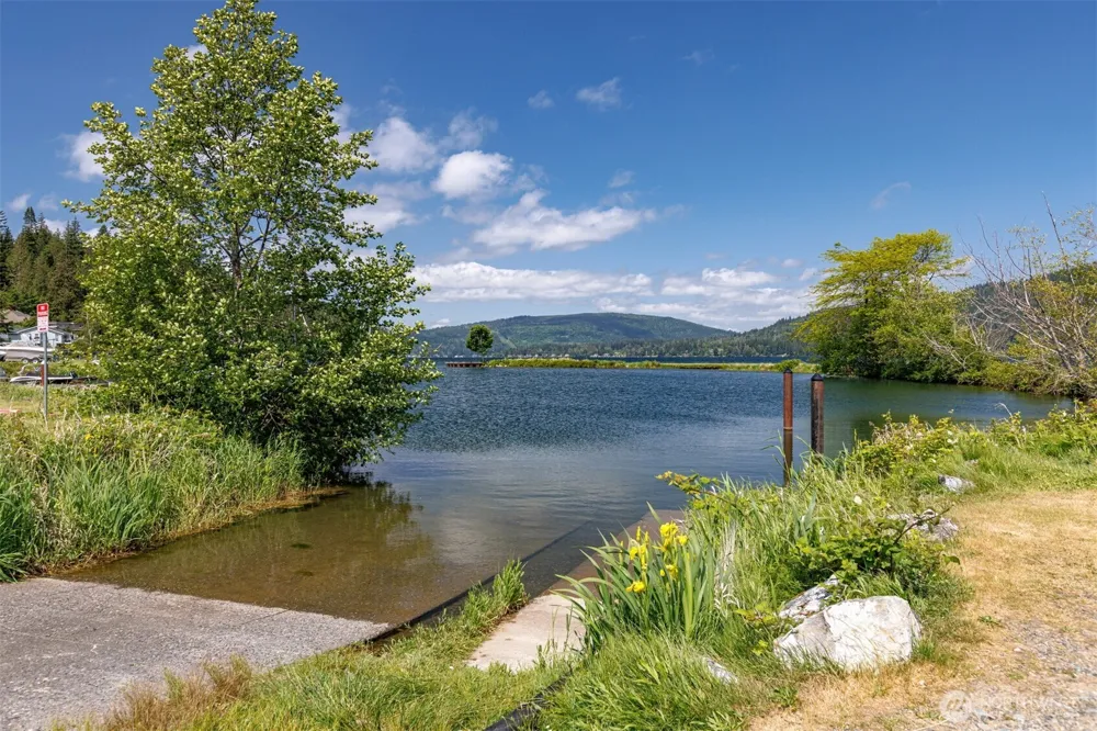13 Rocky Ridge Drive Bellingham, WA 98229