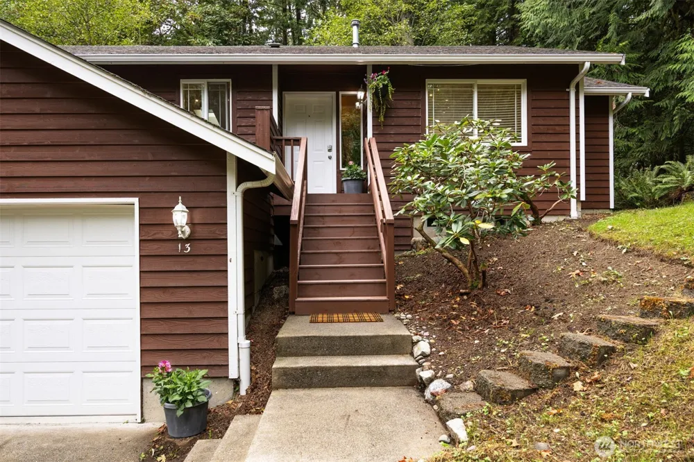 13 Rocky Ridge Drive Bellingham, WA 98229