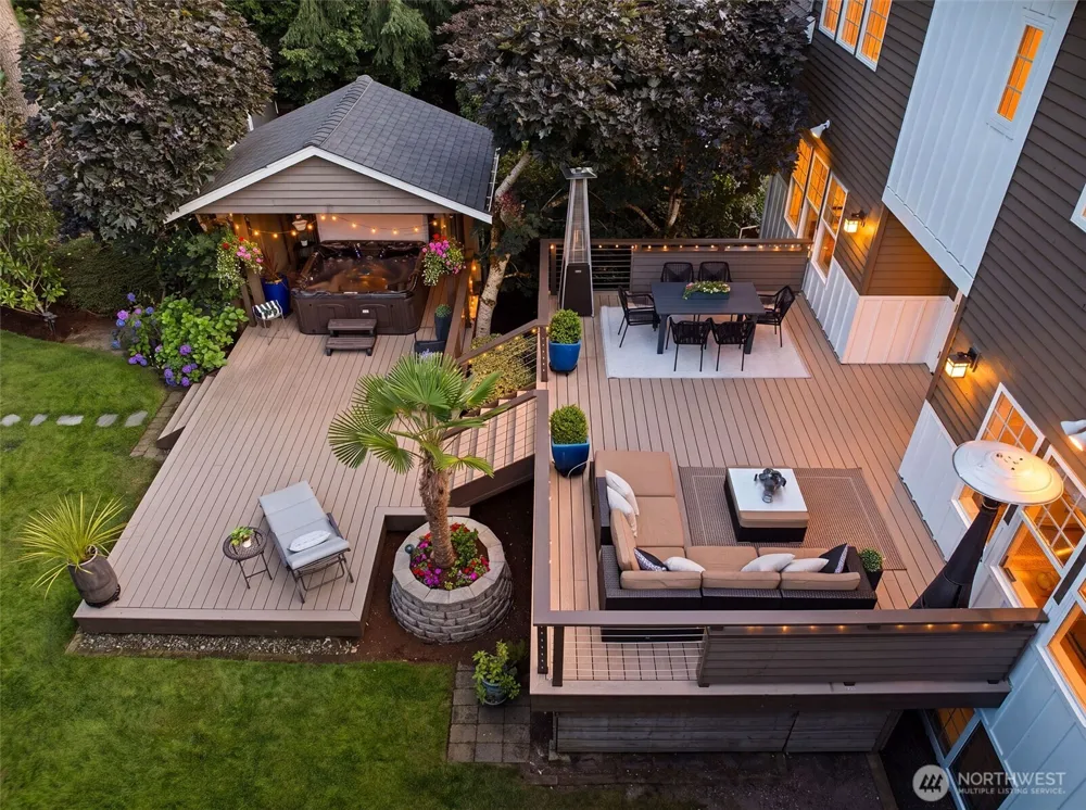 6708 125th Avenue NE Kirkland, WA 98033