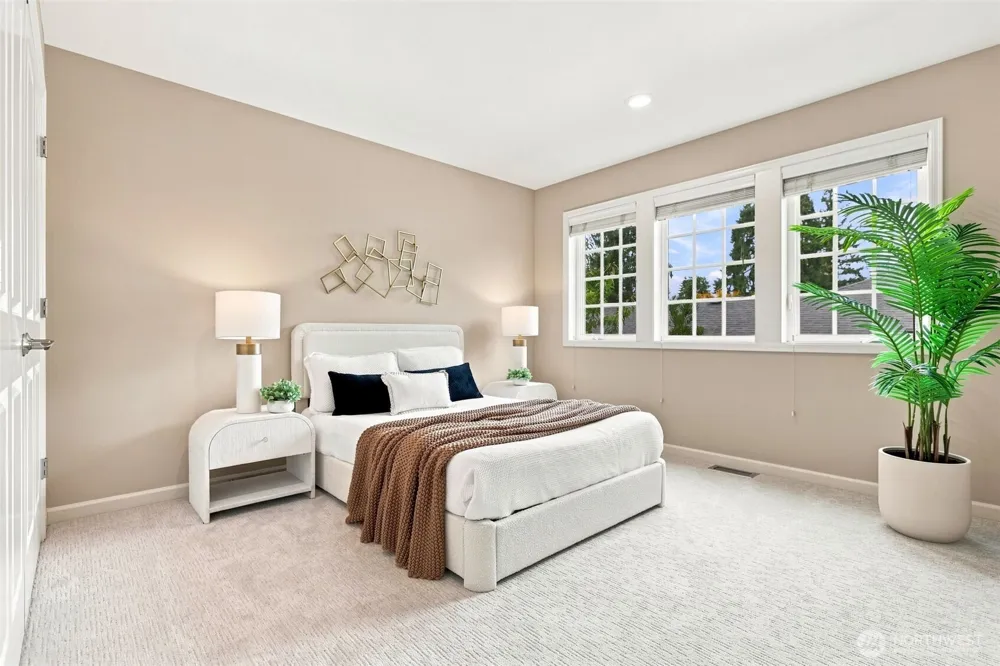 6708 125th Avenue NE Kirkland, WA 98033