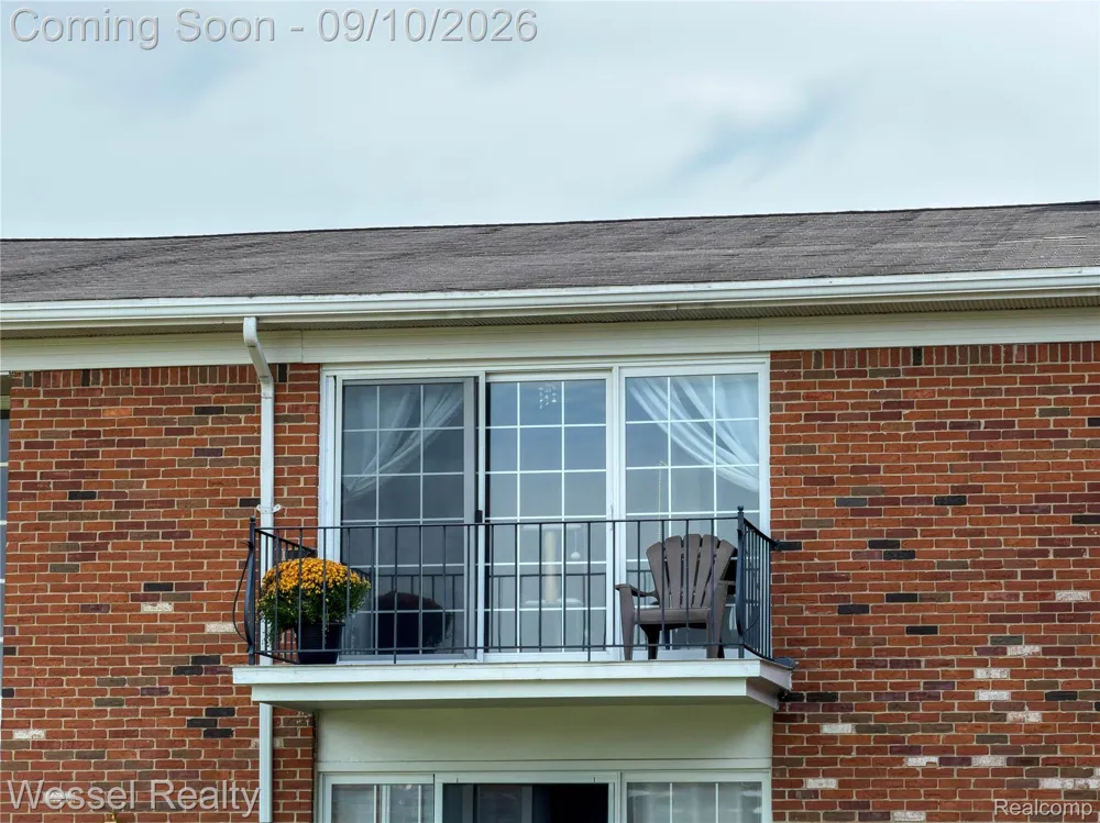 508 Fox Hills Drive #A7 Bloomfield Charter Township, MI 48304