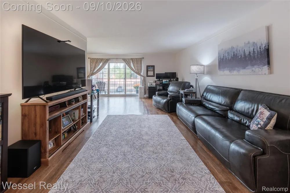 508 Fox Hills Drive #A7 Bloomfield Charter Township, MI 48304