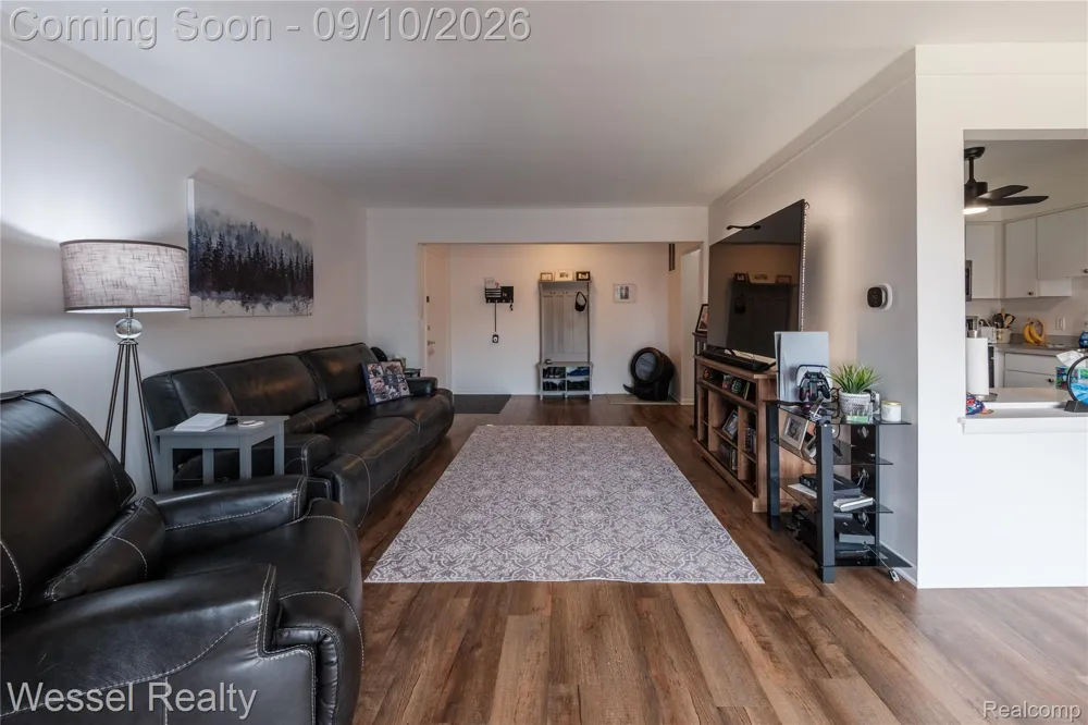 508 Fox Hills Drive #A7 Bloomfield Charter Township, MI 48304