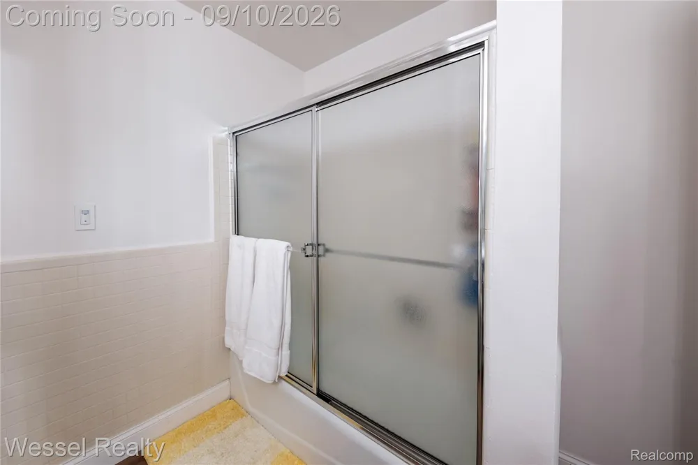 508 Fox Hills Drive #A7 Bloomfield Charter Township, MI 48304