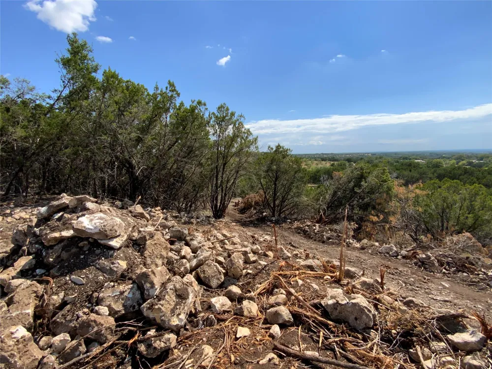 518 County Road 1403 Lometa, TX 76853