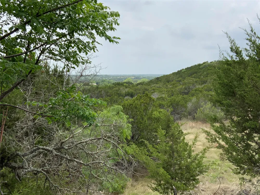518 County Road 1403 Lometa, TX 76853