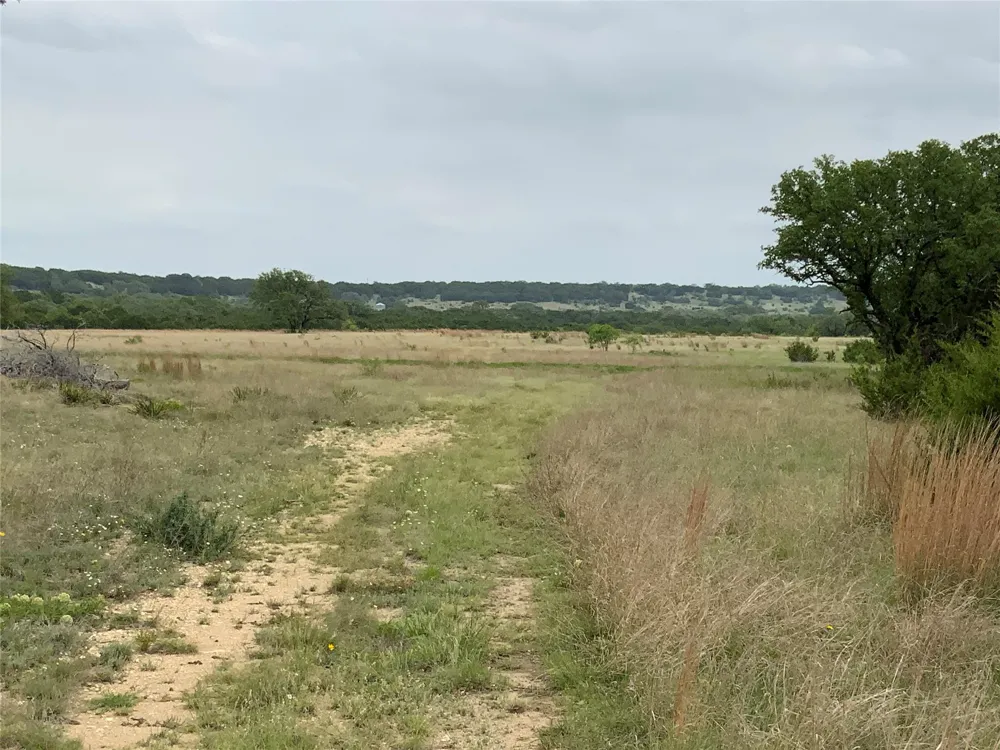 518 County Road 1403 Lometa, TX 76853