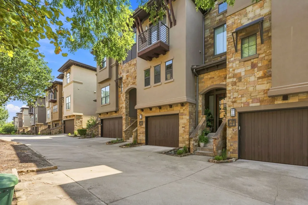 6533 E Hill Drive #5 Austin, TX 78731