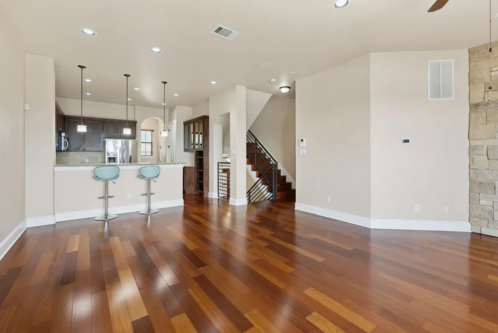 6533 E Hill Drive #5 Austin, TX 78731