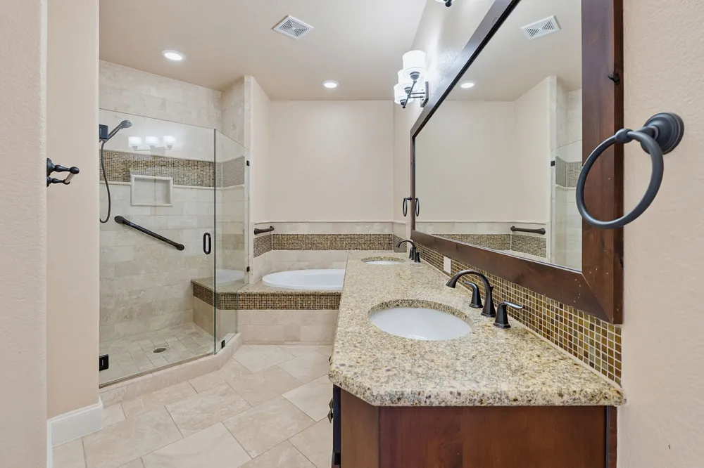 6533 E Hill Drive #5 Austin, TX 78731