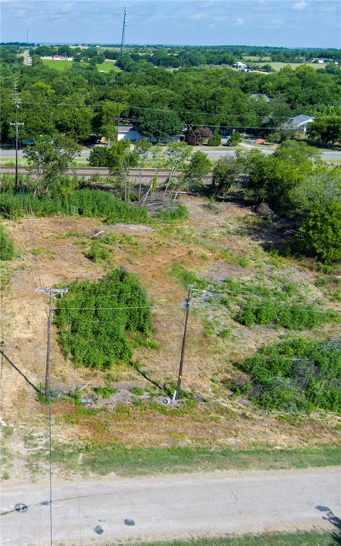 140 Ave B Moody, TX 76557