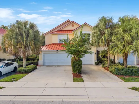 1106 Pinewood Lake Court