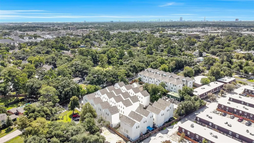 2009 Bauer Drive #C Houston, TX 77080