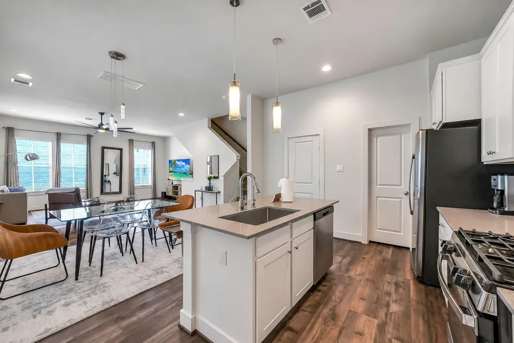 2009 Bauer Drive #C Houston, TX 77080