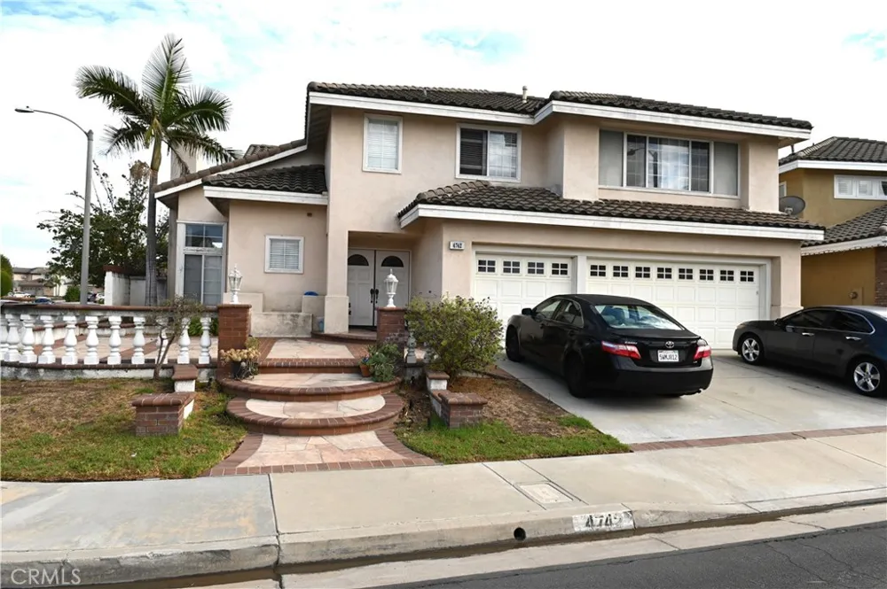 4742 Corsica Cypress, CA 90630