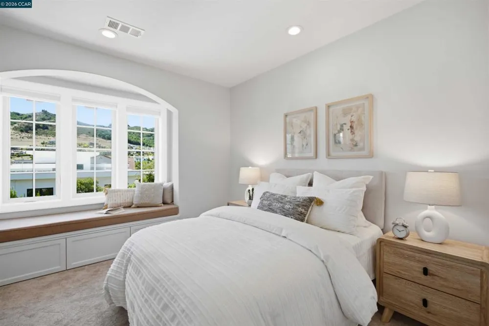 16 Rabble Rd Orinda, CA 94563