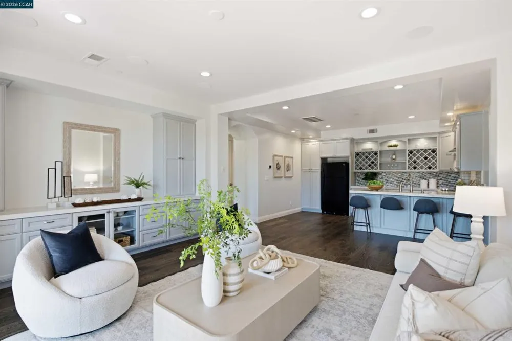 16 Rabble Rd Orinda, CA 94563