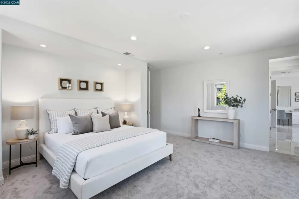 16 Rabble Rd Orinda, CA 94563