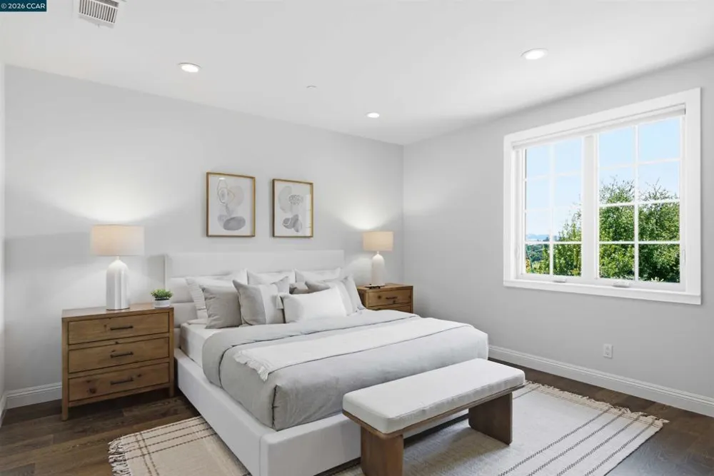16 Rabble Rd Orinda, CA 94563